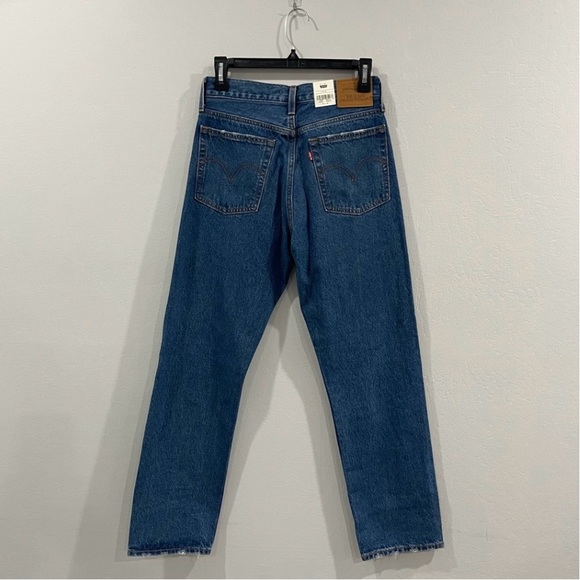 NWT Levi’s Wedgie Straight High Rise Distressed Jeans Sz 27 - Picture 3 of 7